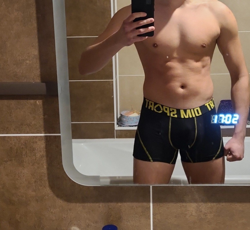 Profil de Nika, 24 ans, Échangiste à Marnach