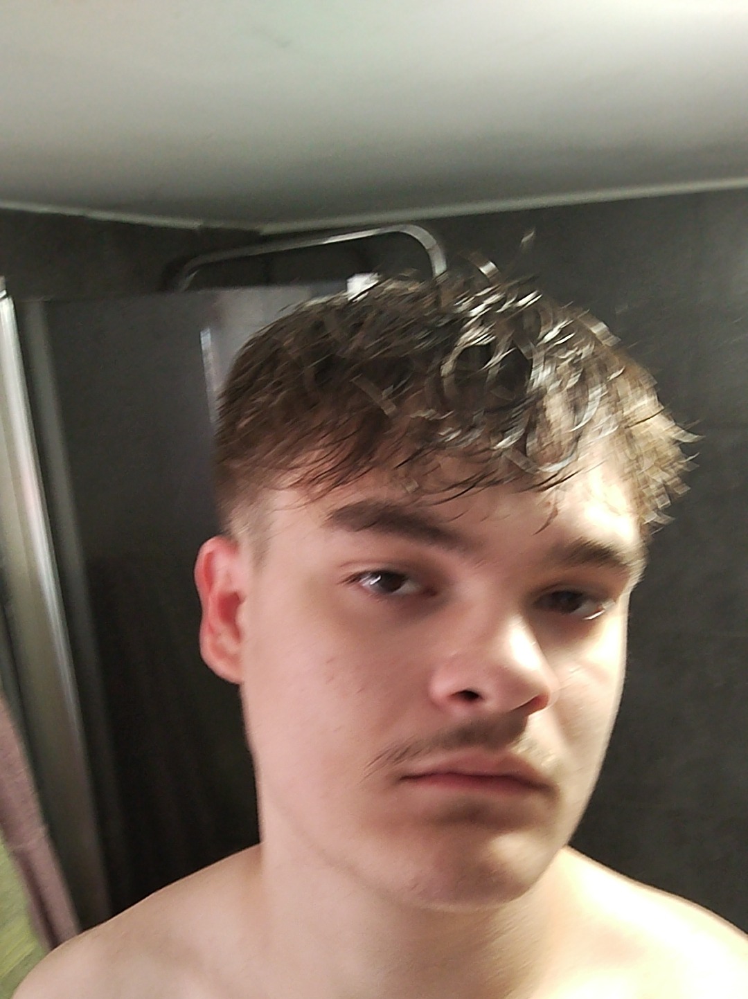 Profil de Yossi, 19 ans, Échangiste à Lannen