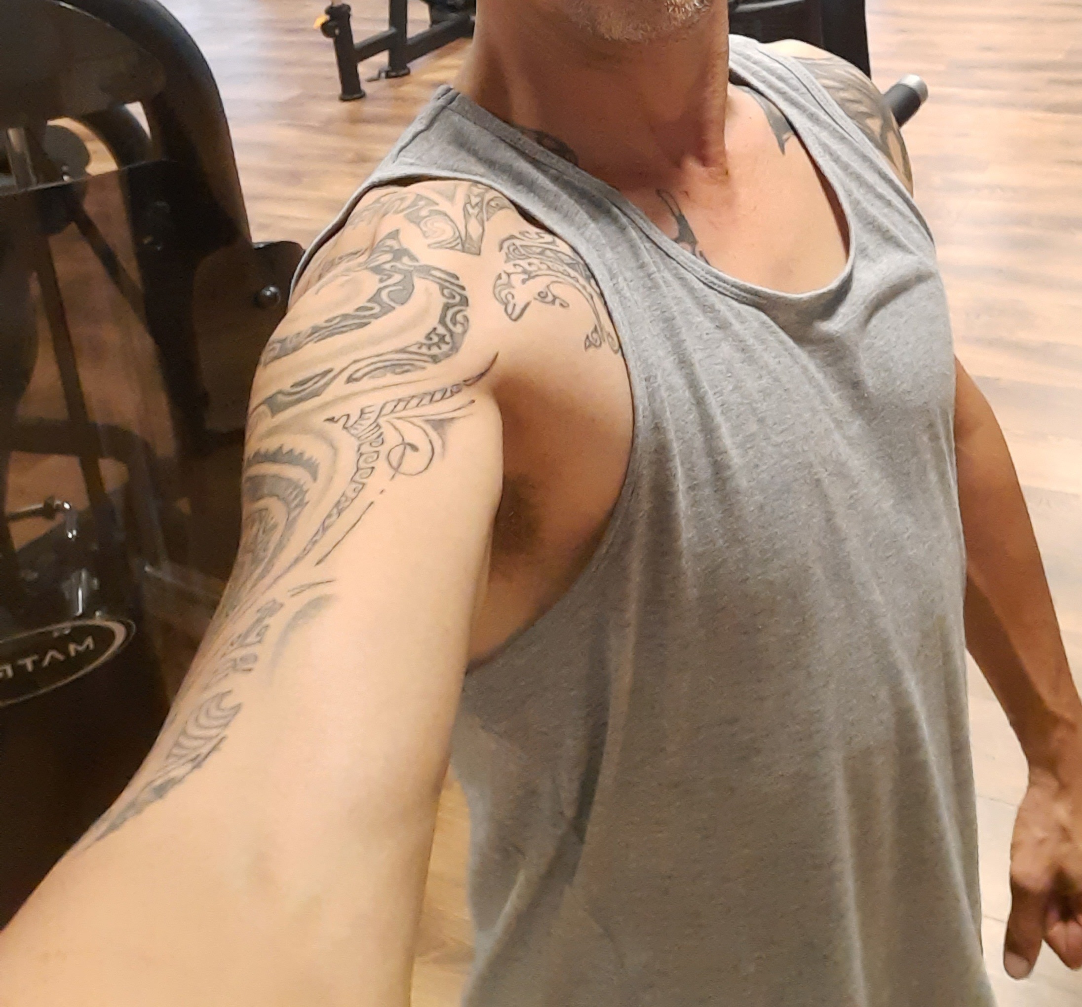 Profil de Djallil, 41 ans, Échangiste à Surré