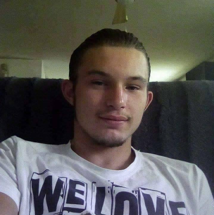 Profil de Jewel, 26 ans, Échangiste à Crendal