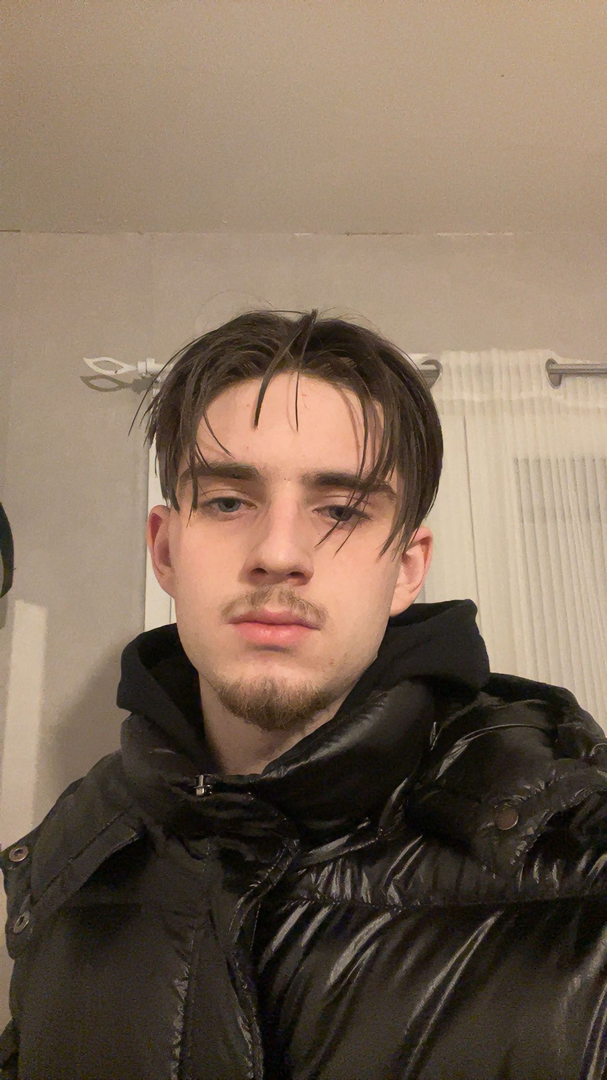 Profil de Nezir, 20 ans, Échangiste à Watrange