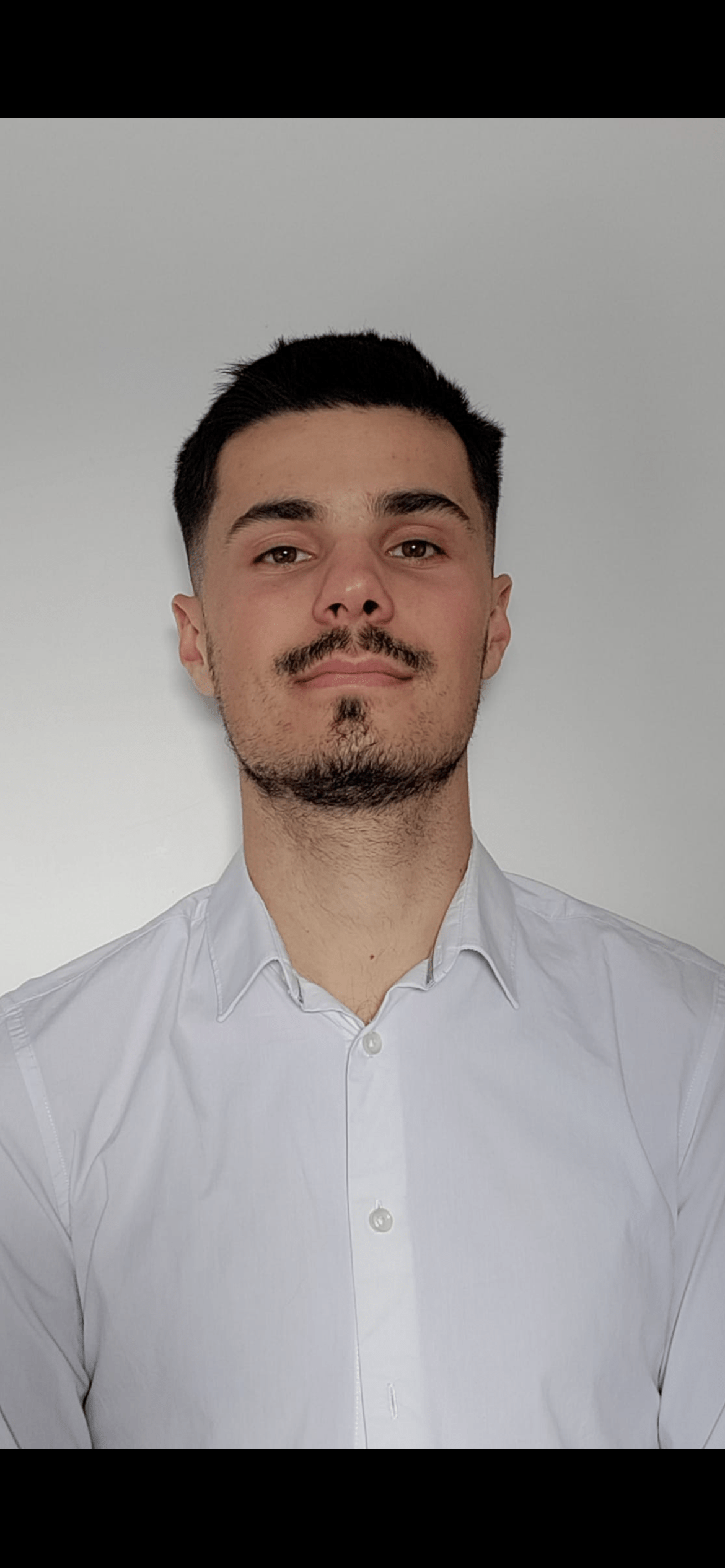 Profil de Yonni, 22 ans, Échangiste à Ernzen